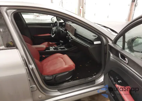 2025 Kia K5 Gt-Line из США, поврежденный, VIN KNAG64J78S5321089